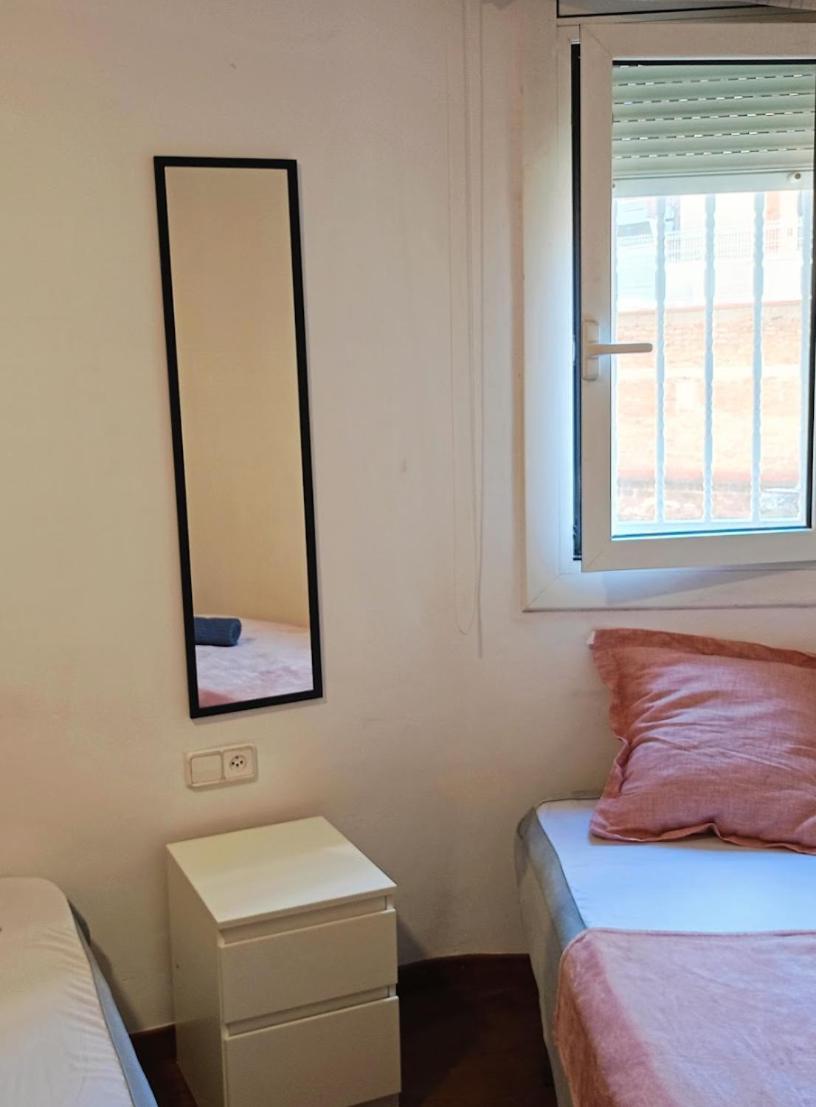 바르셀로나 Diagonal R3 B&B 외부 사진